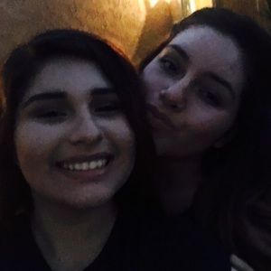 Meet your Posher, Gabriela